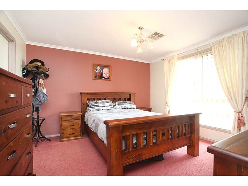 5 McEgan Court, Evanston Park SA 5116