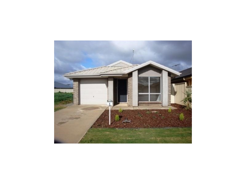 8 Veronica Drive, Burton SA 5110