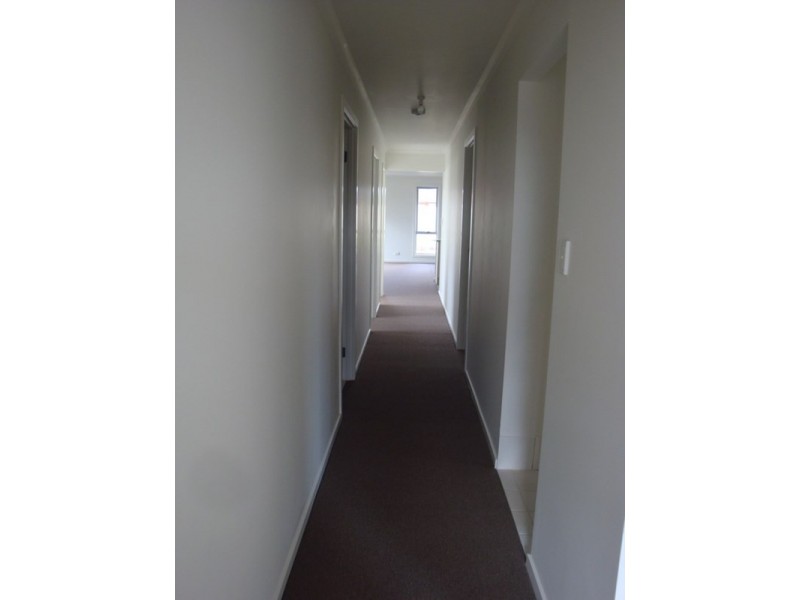 8 Veronica Drive, Burton SA 5110