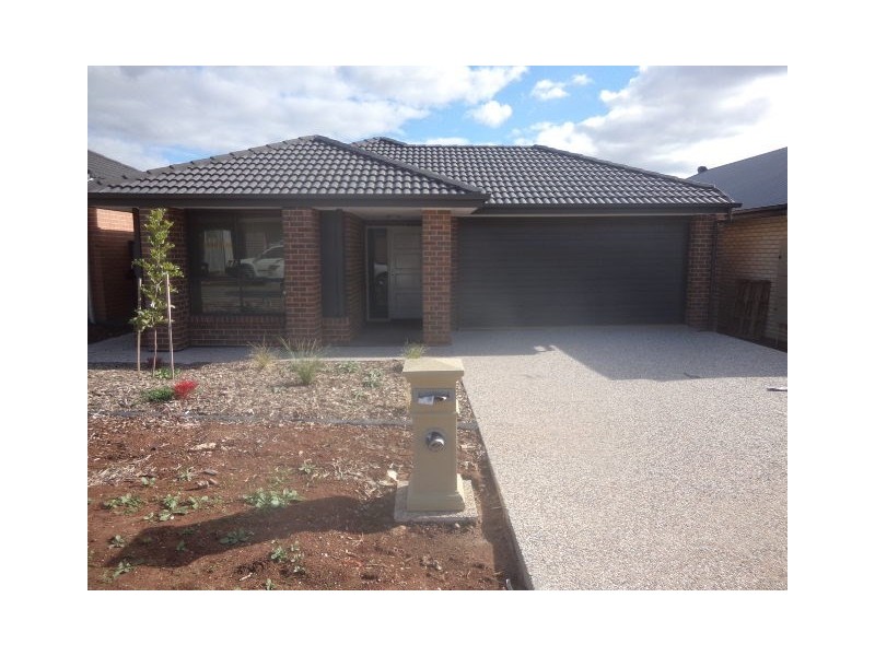 8 Tower Way, Blakeview SA 5114