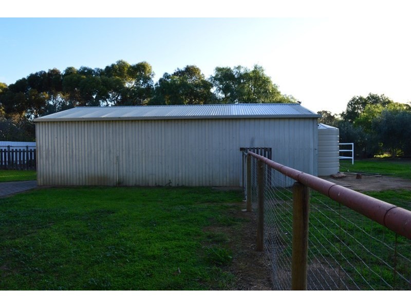 237 Dawkins Road, Lewiston SA 5501