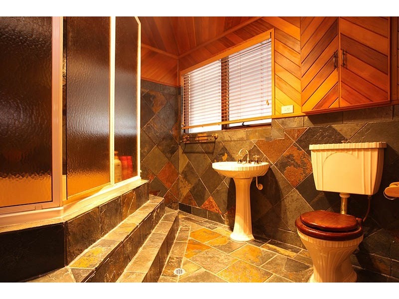 4 Chapman Crescent, Redwood Park SA 5097