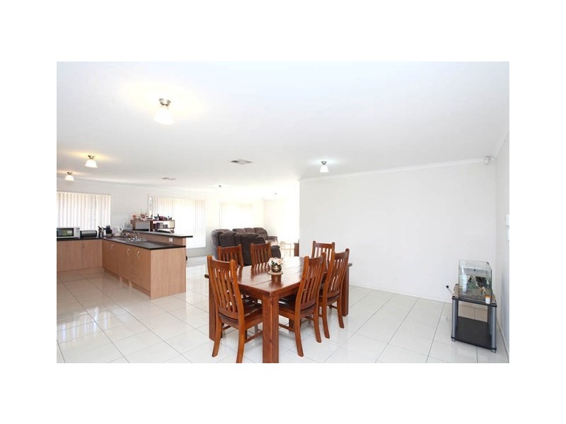 14 Oxford Drive, Andrews Farm SA 5114