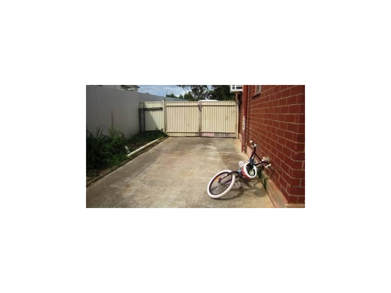 33 Stratton Road, Elizabeth Downs SA 5113