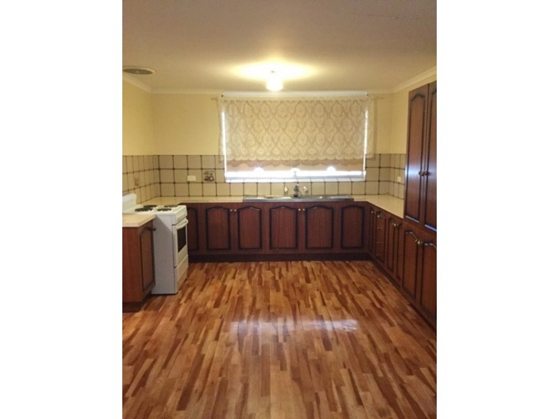 8b Kirk Street, Smithfield SA 5114