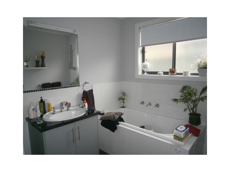 25 Tatura Road, Munno Para West SA 5115