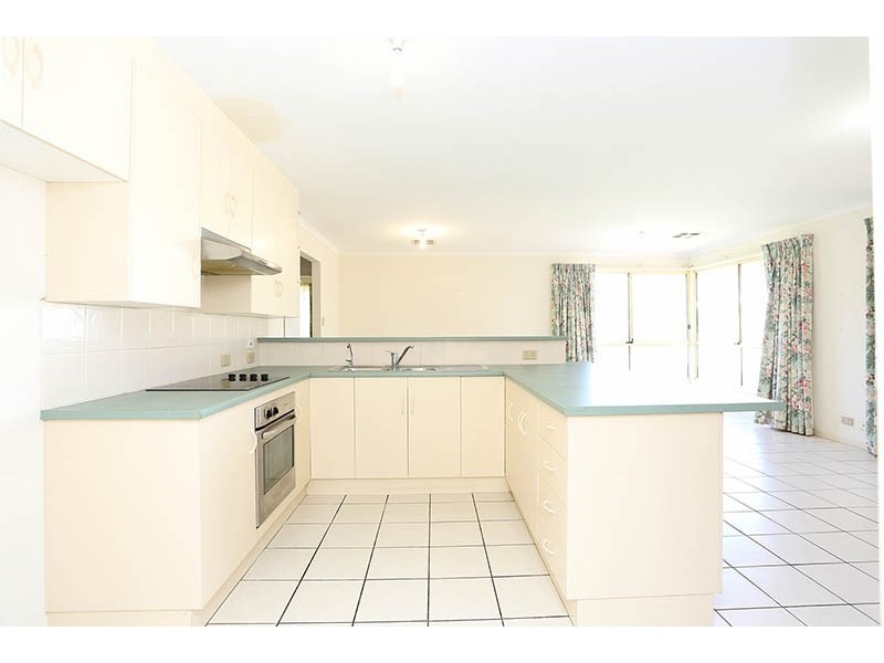 71 Leicester Grove, Andrews Farm SA 5114