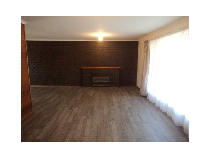 27 Alabar Crescent, Globe Derby Park SA 5110