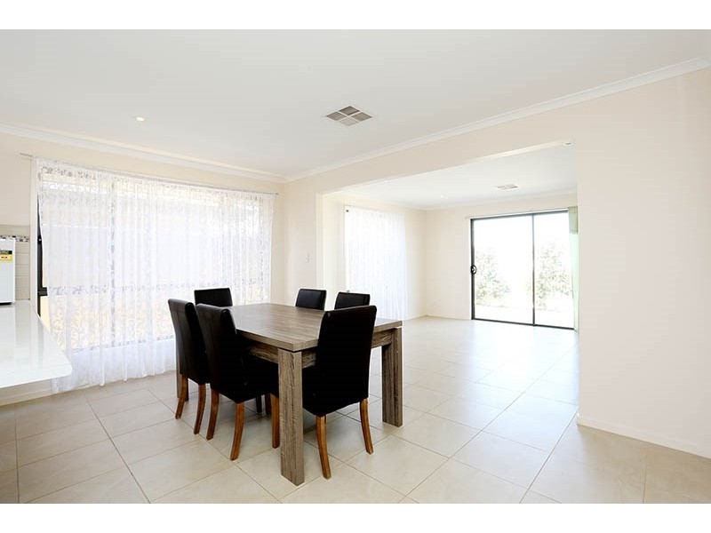 10 Central Boulevard, Munno Para West SA 5115