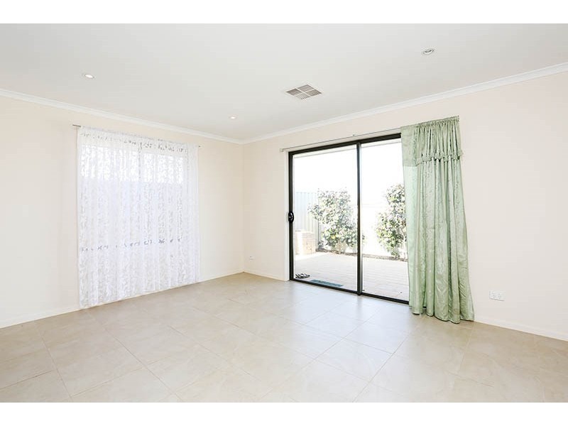 10 Central Boulevard, Munno Para West SA 5115