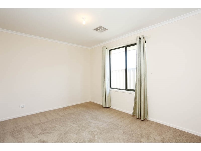 10 Central Boulevard, Munno Para West SA 5115