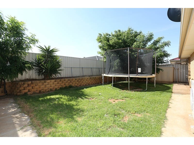 13 Davalan Drive, Munno Para West SA 5115