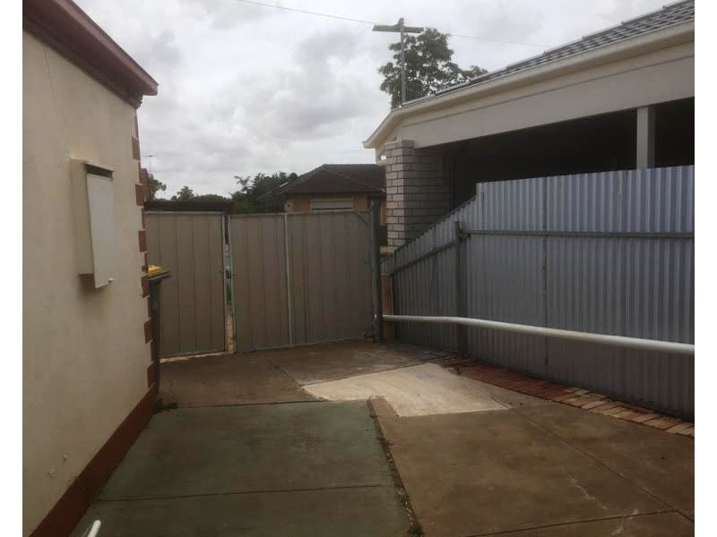 1 Secombe Street, Elizabeth Grove SA 5112