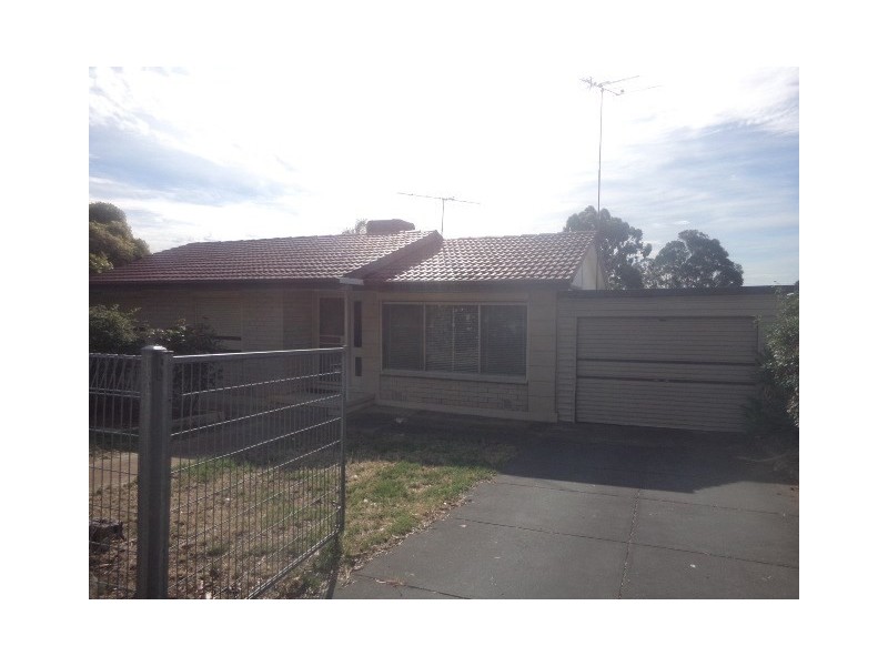 11 Woodlands Road, Elizabeth Downs SA 5113