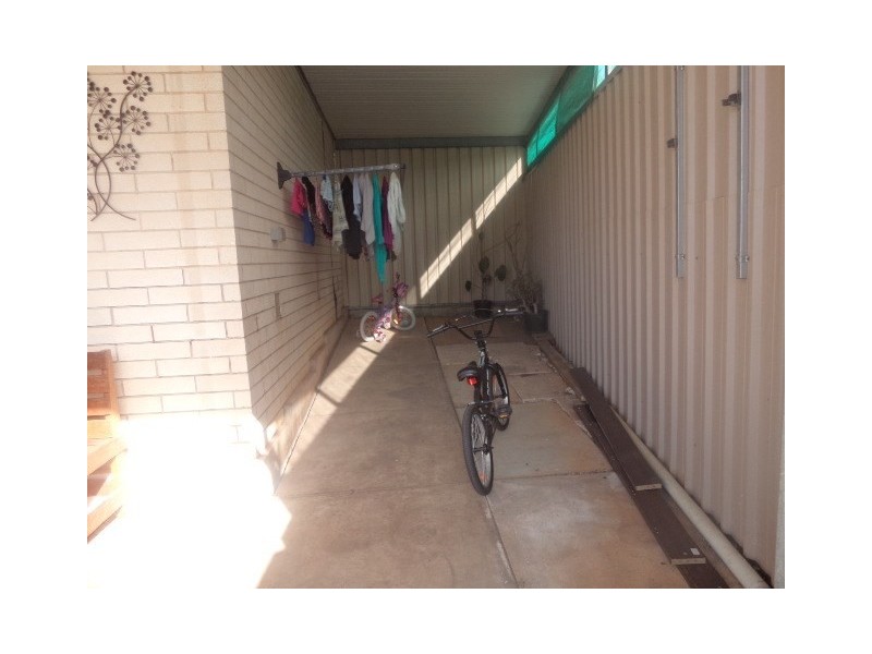 11 Woodlands Road, Elizabeth Downs SA 5113