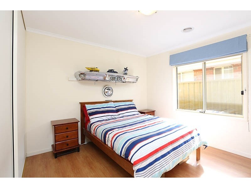 77 President Avenue, Andrews Farm SA 5114