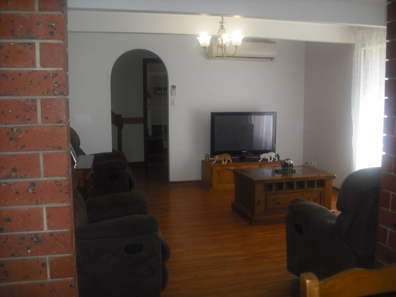 37 Hilltop Boulevard, Hillbank SA 5112