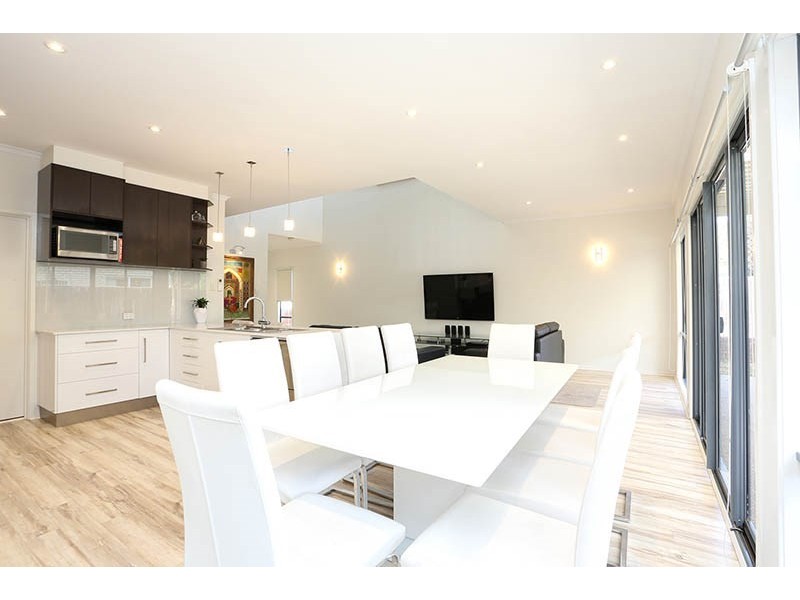 40a Windemere Crescent, Mawson Lakes SA 5095