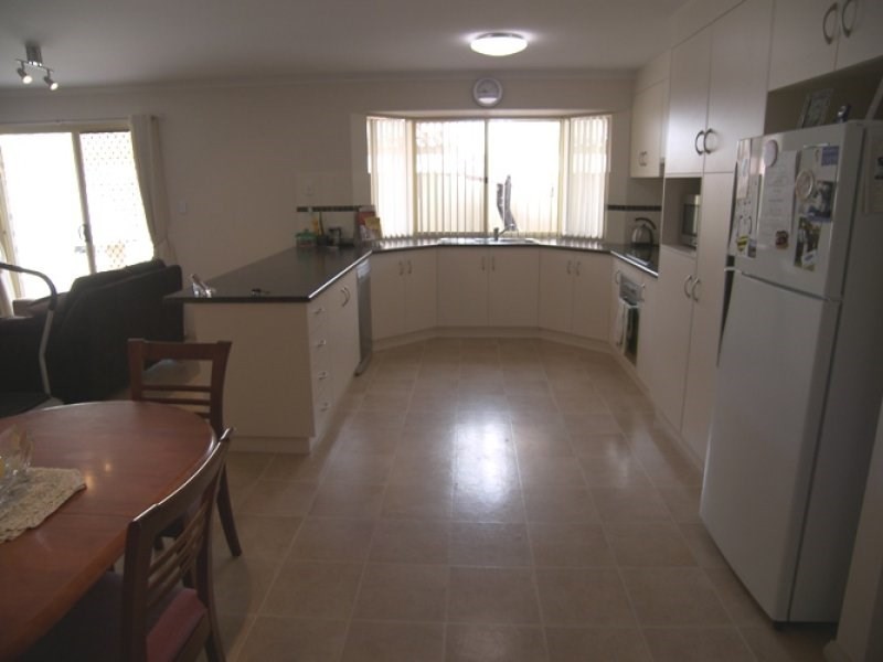 9 Navigator Parade, Smithfield SA 5114