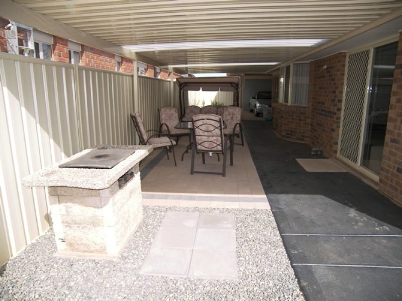 9 Navigator Parade, Smithfield SA 5114