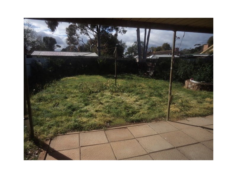 4 Cadley Street, Elizabeth Downs SA 5113