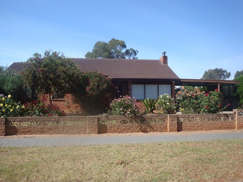 4 Upton Street, Elizabeth Vale SA 5112