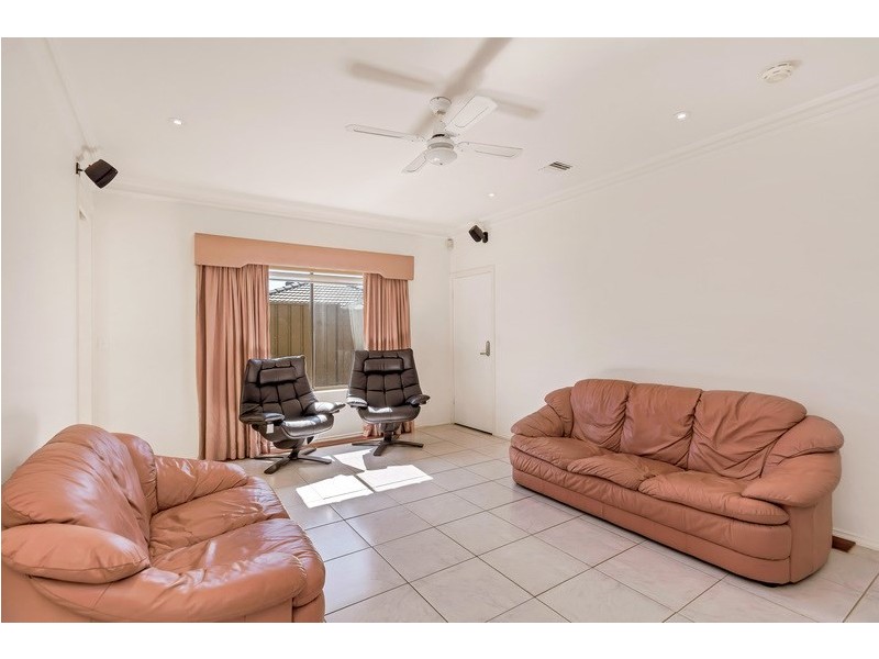 29 Hedgerow Drive, Gulfview Heights SA 5096