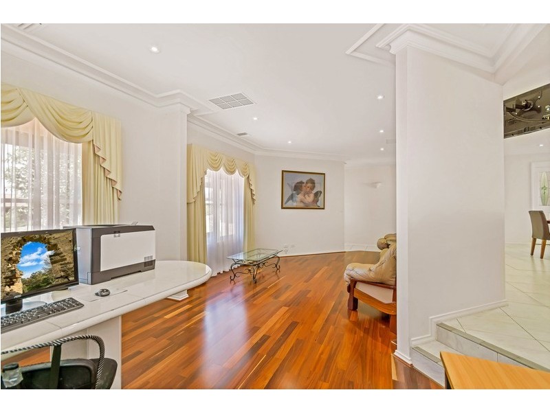 29 Hedgerow Drive, Gulfview Heights SA 5096