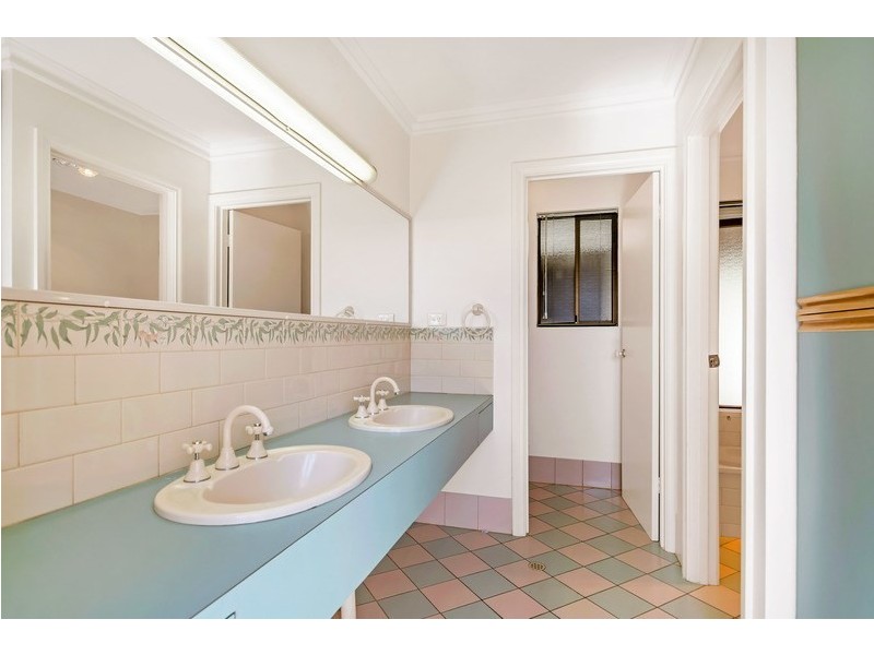 29 Hedgerow Drive, Gulfview Heights SA 5096