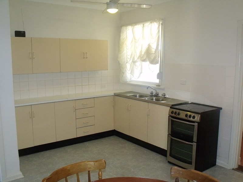 37 Sullivan Road, Elizabeth Park SA 5113