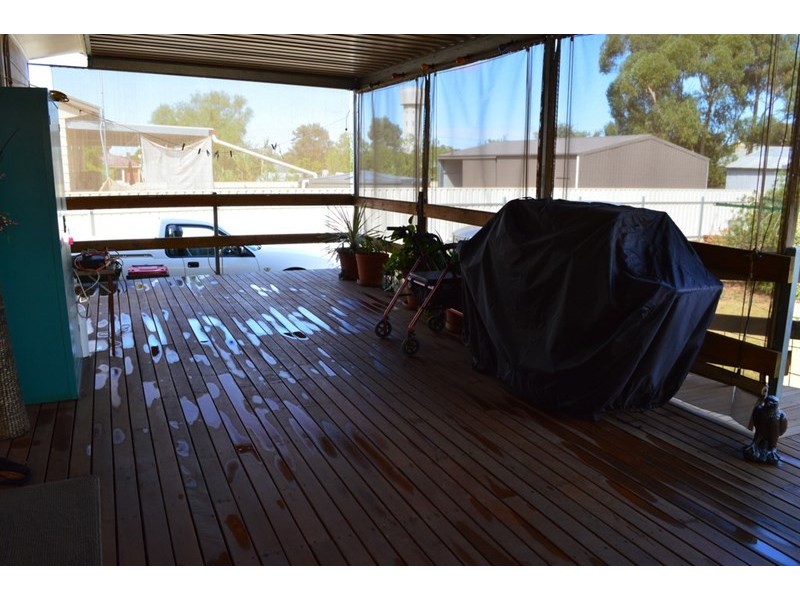 2 Second Street, Owen SA 5460