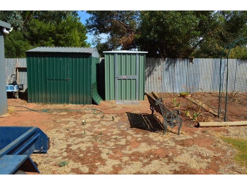 2 Second Street, Owen SA 5460