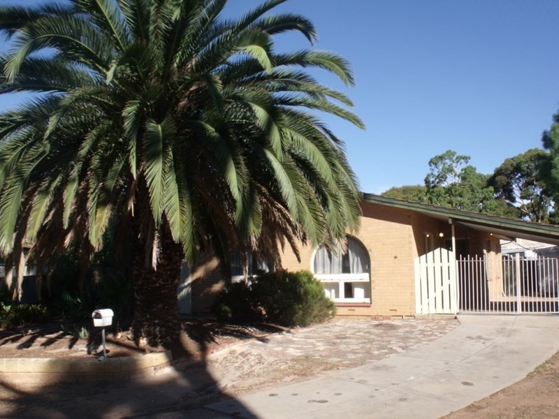 5 Fender Court, Paralowie SA 5108