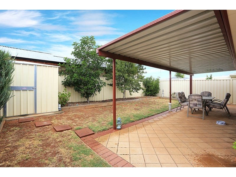 12 Graeber Road, Smithfield SA 5114