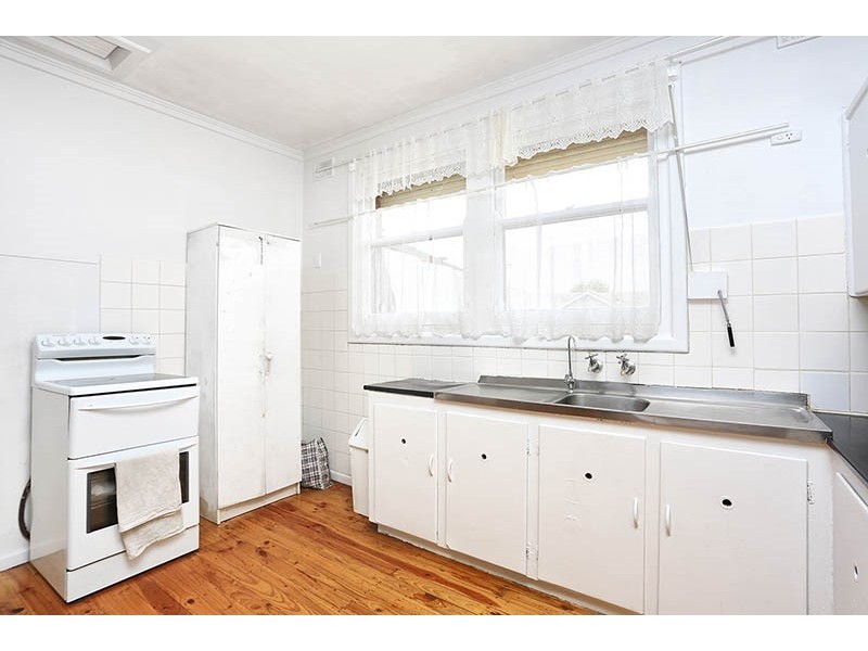 24 Bartlett Street, Elizabeth Downs SA 5113