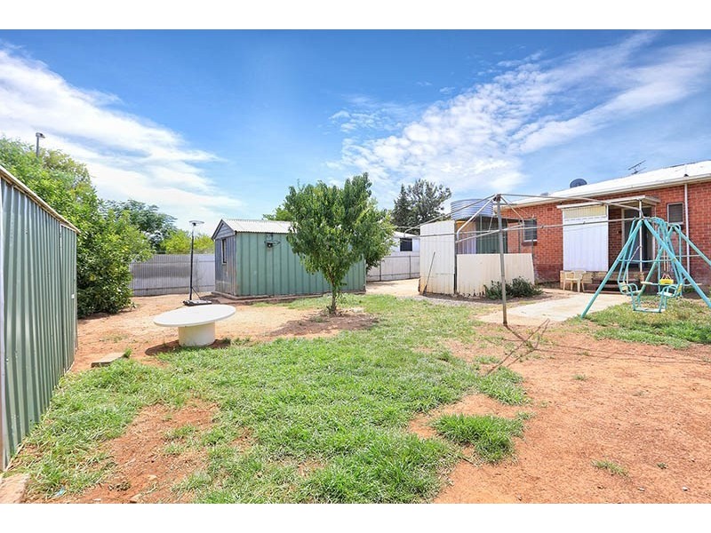 24 Bartlett Street, Elizabeth Downs SA 5113