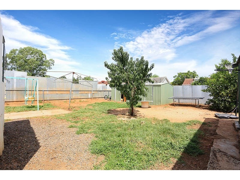 24 Bartlett Street, Elizabeth Downs SA 5113