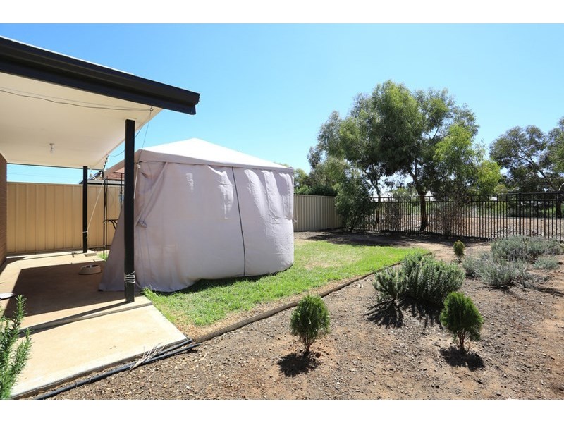 50 Tudor Crescent, Smithfield Plains SA 5114