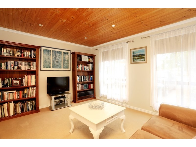 18 Harvest Court, Andrews Farm SA 5114