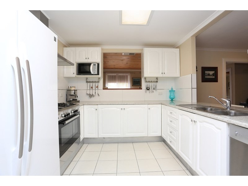 18 Harvest Court, Andrews Farm SA 5114