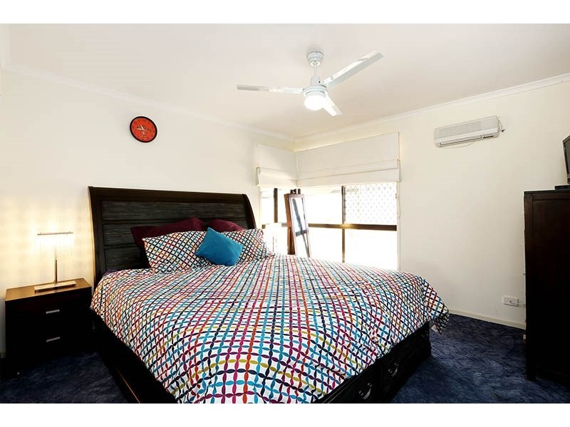 4 McLaren Court, Munno Para West SA 5115