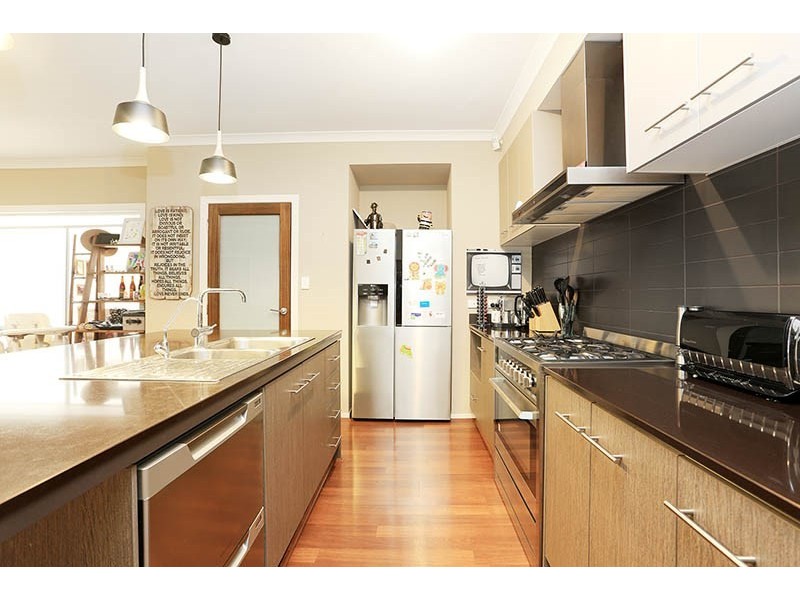 20 Salmon Gum Crescent, Blakeview SA 5114