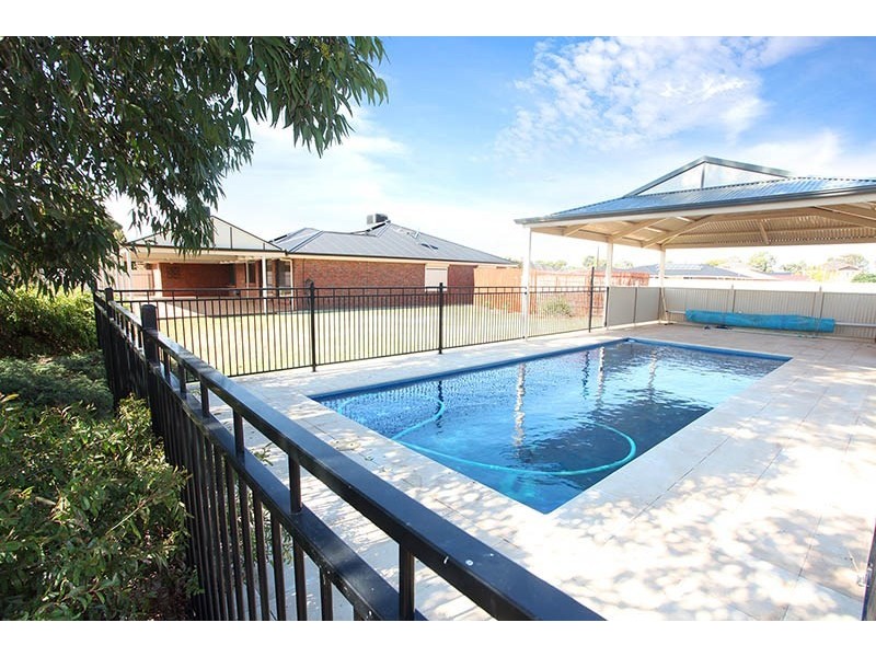 11 Broster Road, Angle Vale SA 5117