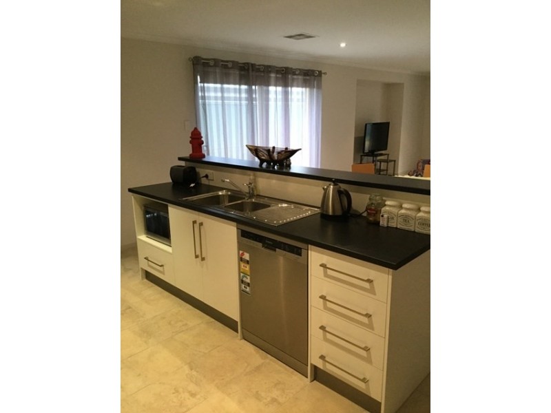 2 Bentley Road, Blakeview SA 5114