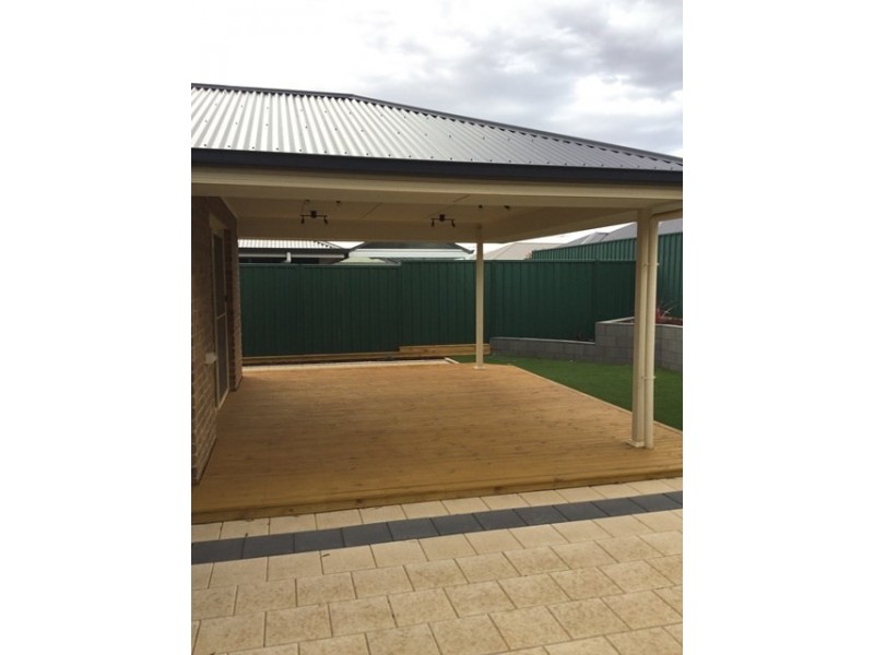 2 Bentley Road, Blakeview SA 5114