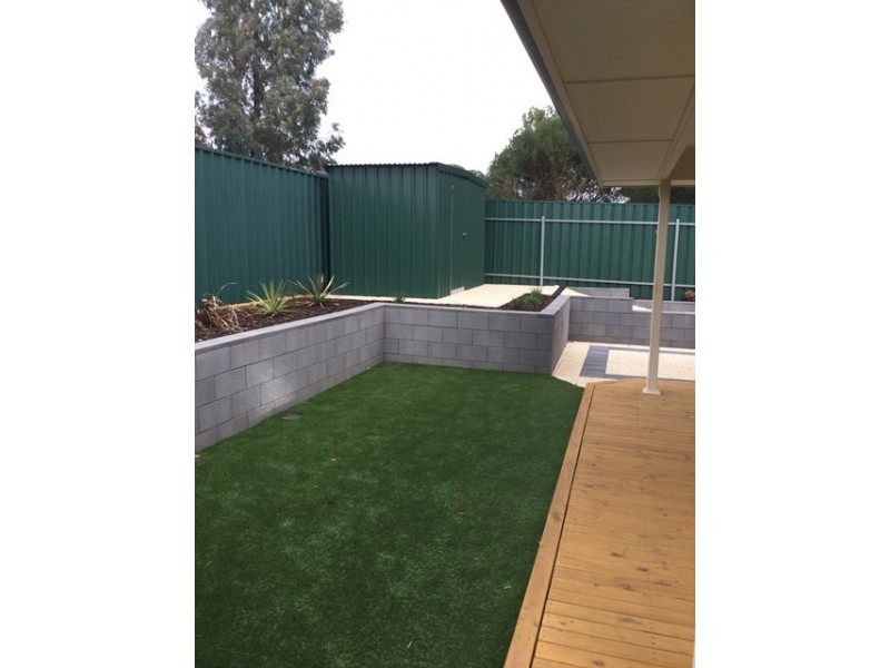 2 Bentley Road, Blakeview SA 5114