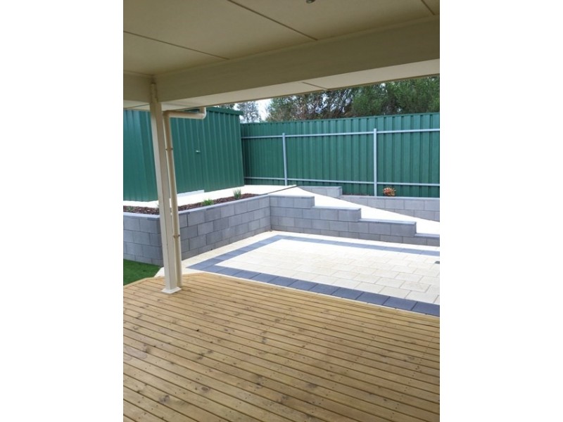 2 Bentley Road, Blakeview SA 5114