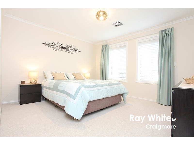 10 Vine Parade, Munno Para West SA 5115