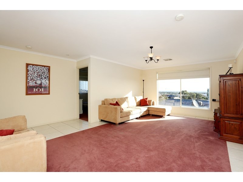 5 Frances Court, Blakeview SA 5114