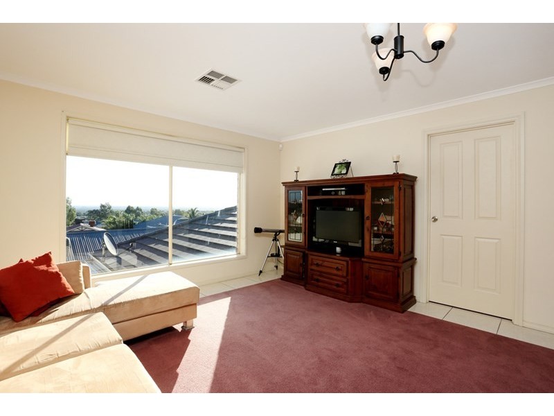 5 Frances Court, Blakeview SA 5114